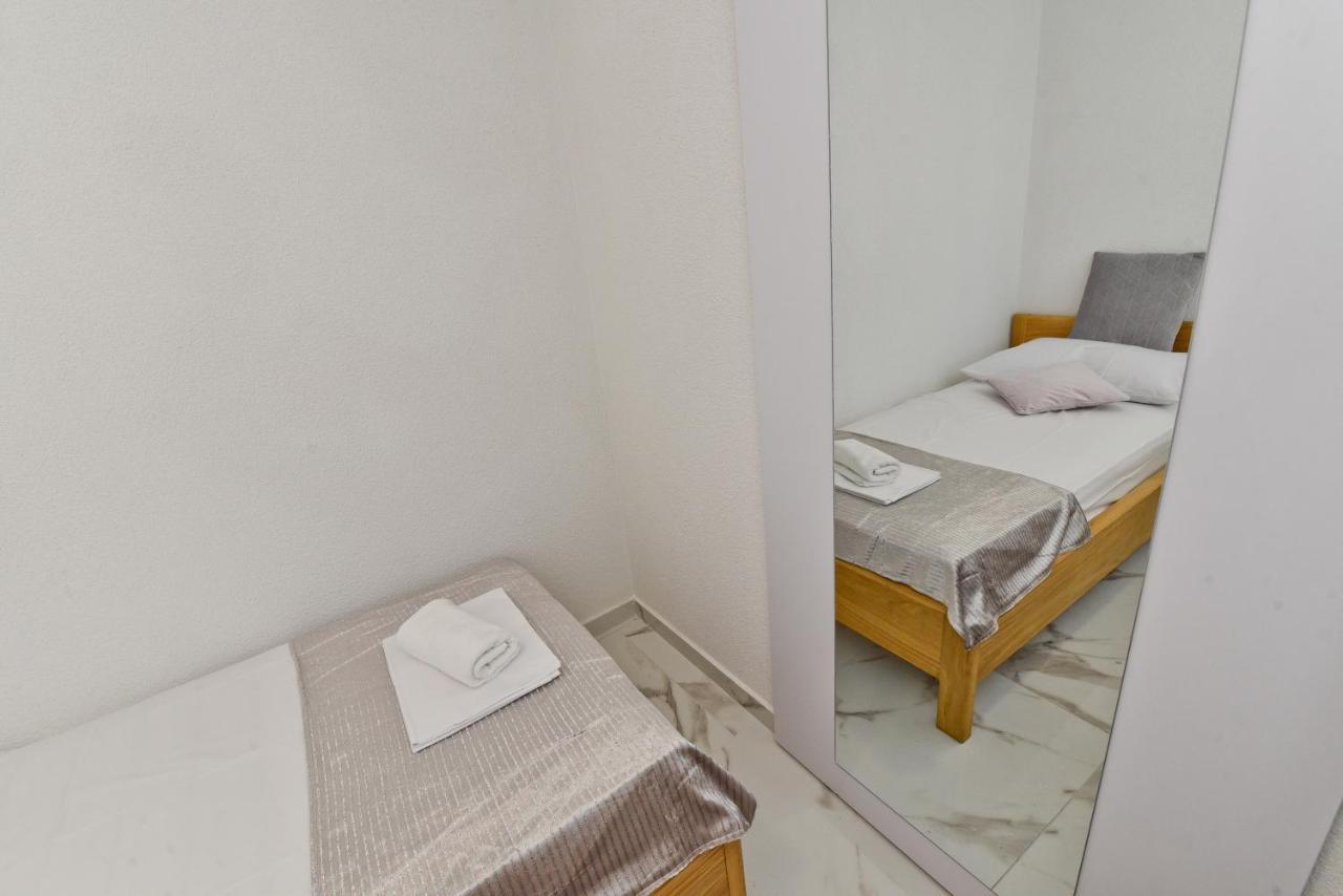 Apartment Sun Vir Szoba fotó