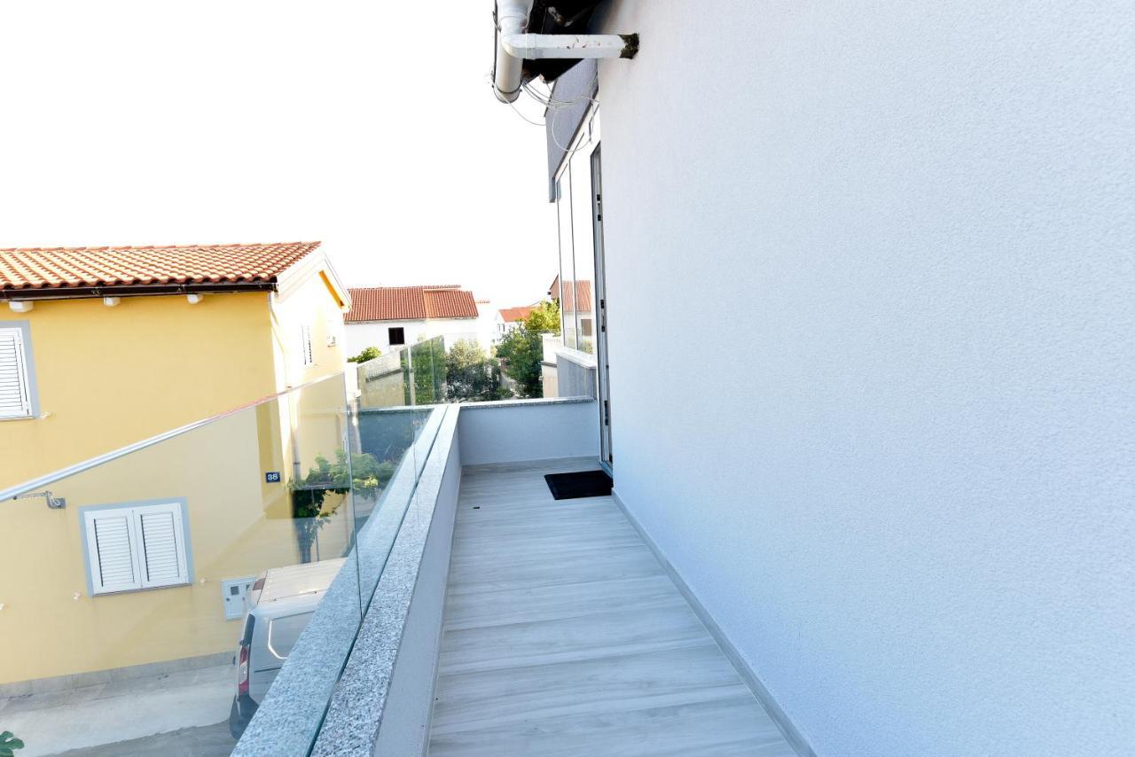 Apartment Sun Vir Szoba fotó