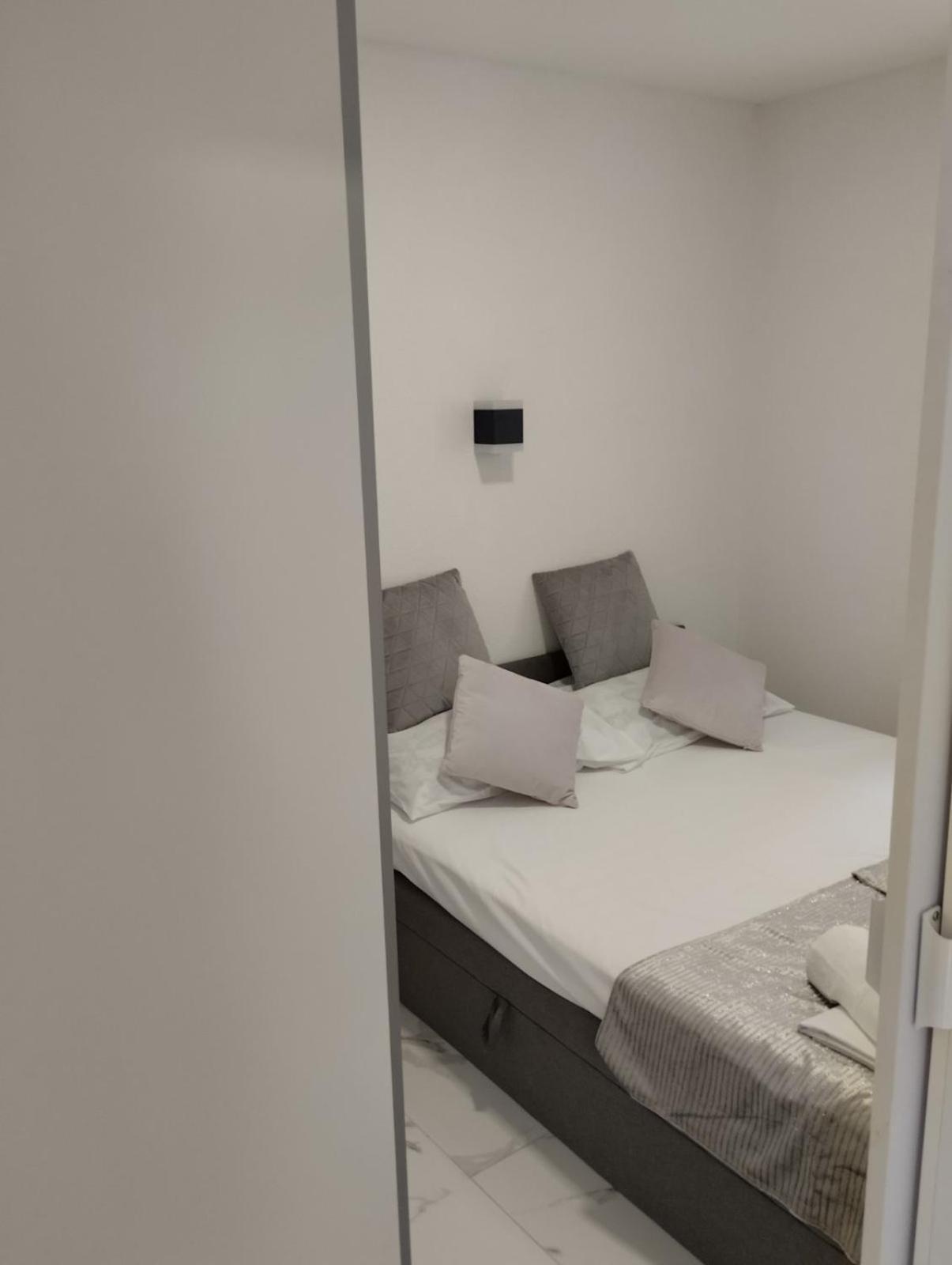 Apartment Sun Vir Szoba fotó